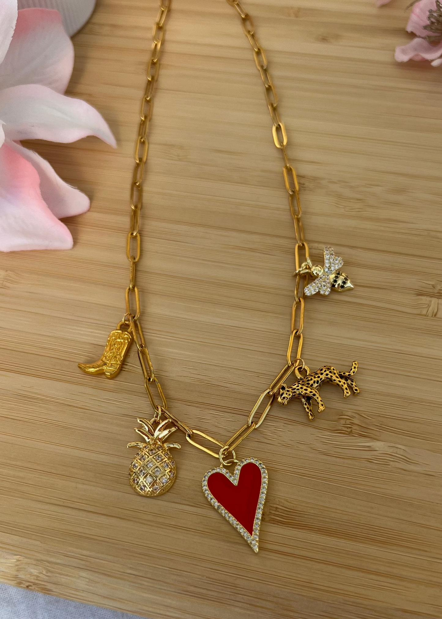 Collier Charms